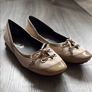 Tod's Tan Flats with Rounded Toe and Lace-Up Detail